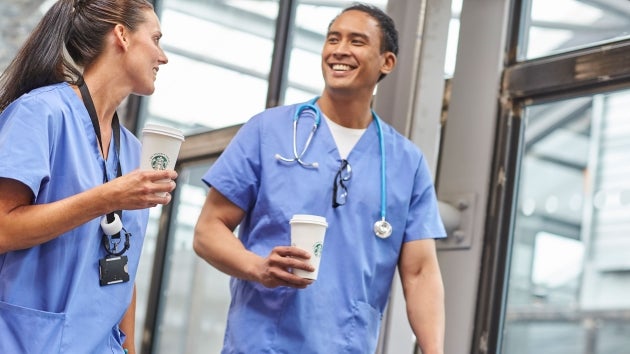 Cafetera para restaurante de personal hospitalario
